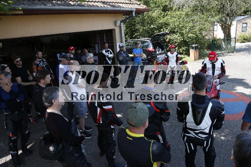 Archiv-2025/27 12.06.2025 Ducati Schweiz Trackday Warmup  ADR/Impressionen